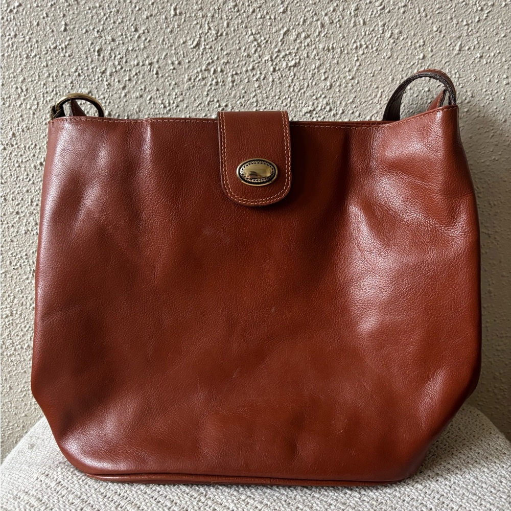 Classic Tan Leather Shoulder Bag